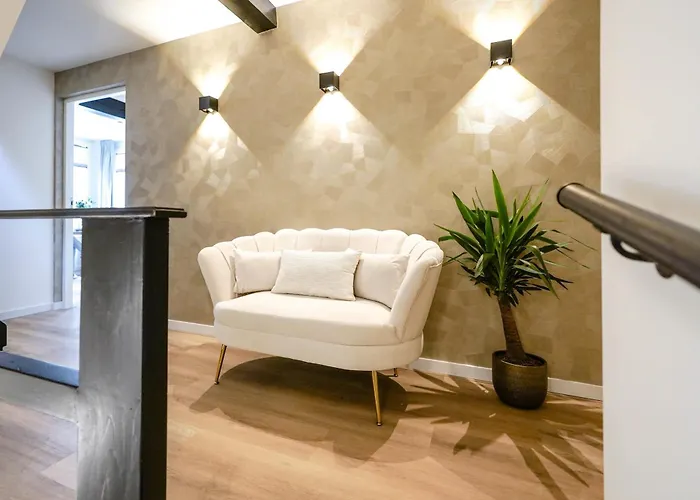 Luxury Center Semesterbostad